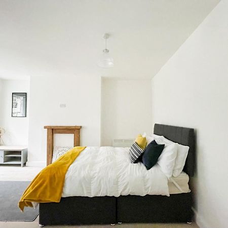 Pittville Studios - By Suitely Cheltenham Exterior foto